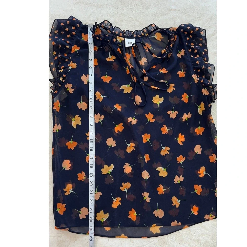 Cabi Sunset Kiss Spring Blouse Navy Blue Floral Ruffle Cap Sleeve Top Small - Picture 5 of 8